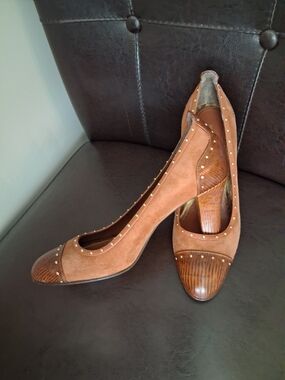 Adrienne Vittadini Brown Suede & Wood-Accent Heels with Gold Studs